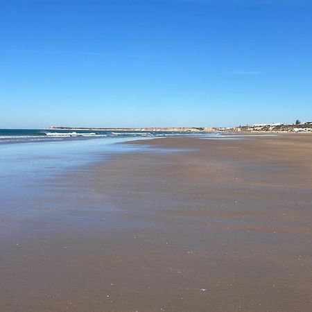 Conil Vistas Al Mar Del Roqueo, Fuente Del Gallo โกนิล เด ลาฟรอนเตรา ภายนอก รูปภาพ